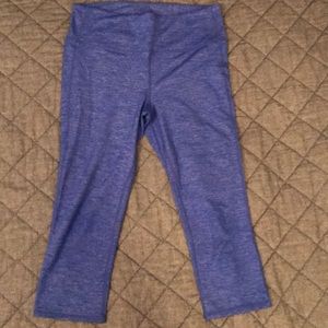 Athleta “quest” yoga pants